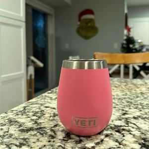 Yeti wine cup